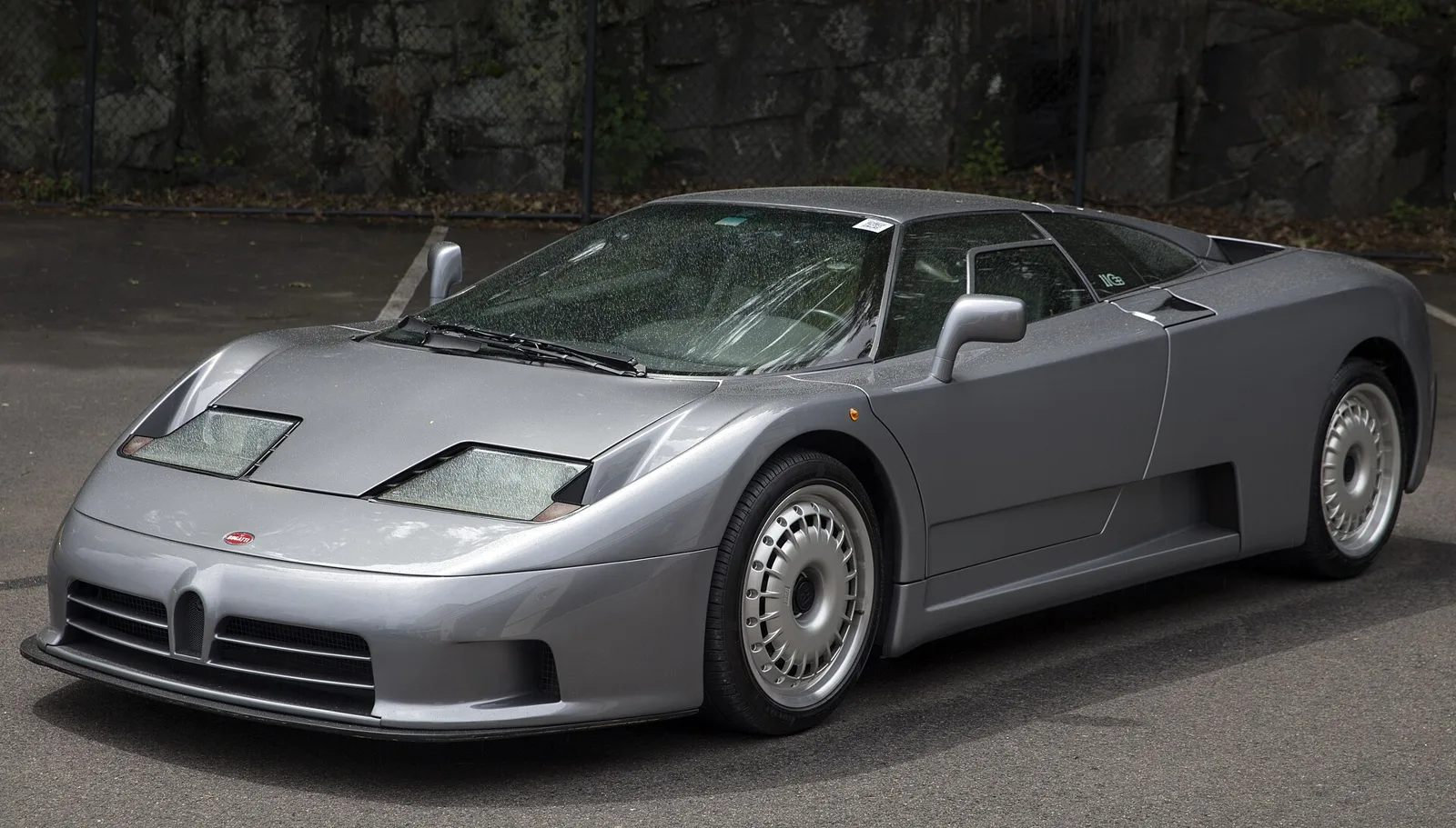bugatti eb110