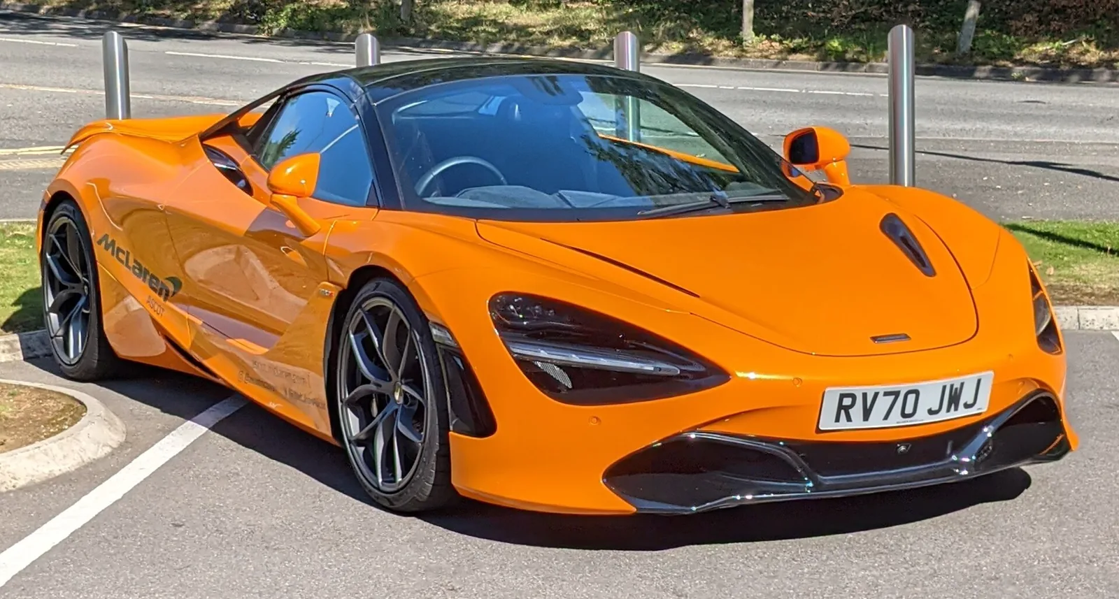mclaren 720s